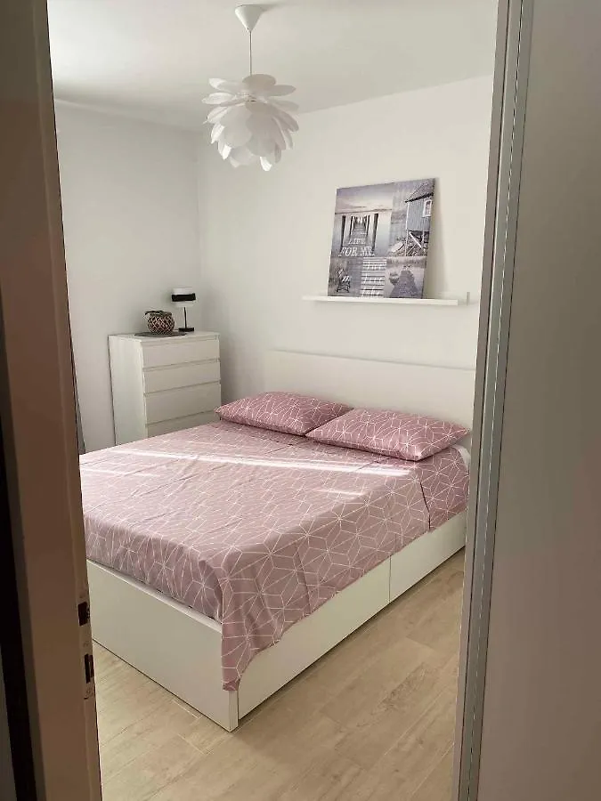 Apartment Kampor 2 0*,
